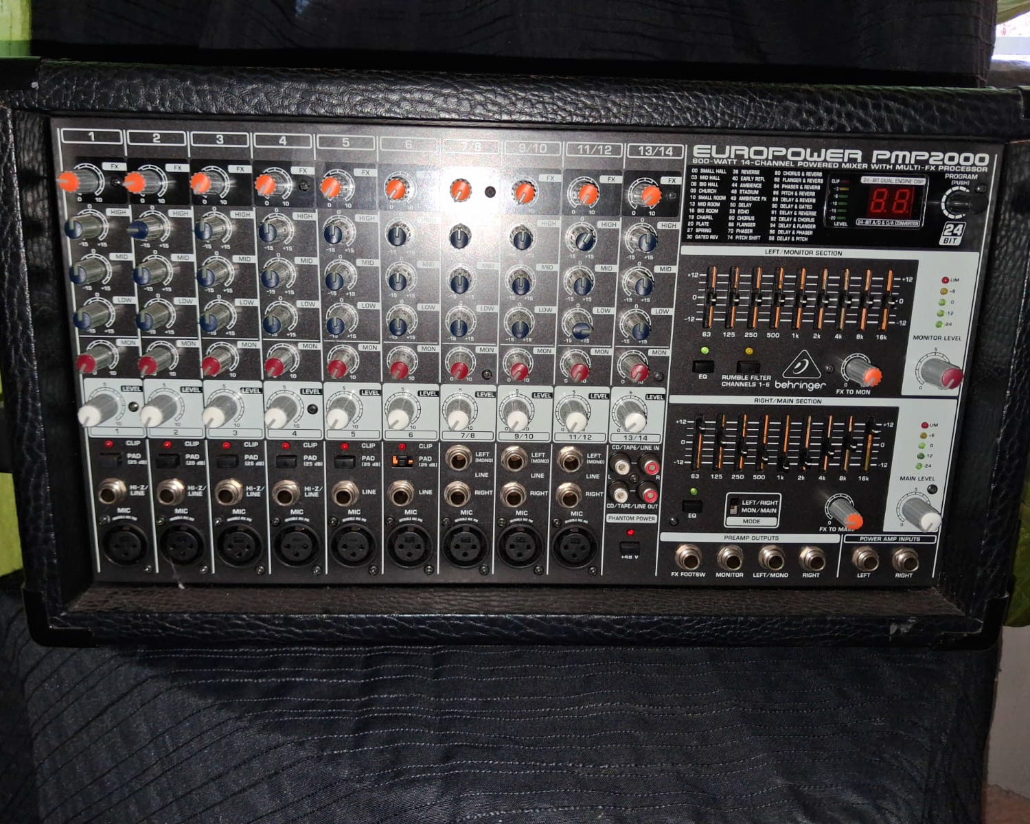 Behringer Europower PMP 2000 Powered Mixer (800W, 10 Channel)